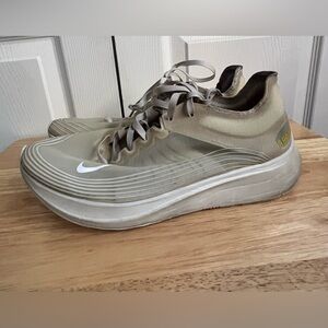 NIKE Zoom Fly SP Running Athletic Shoes Sneaker Light Bone AJ9282-002 Men's Sz 8